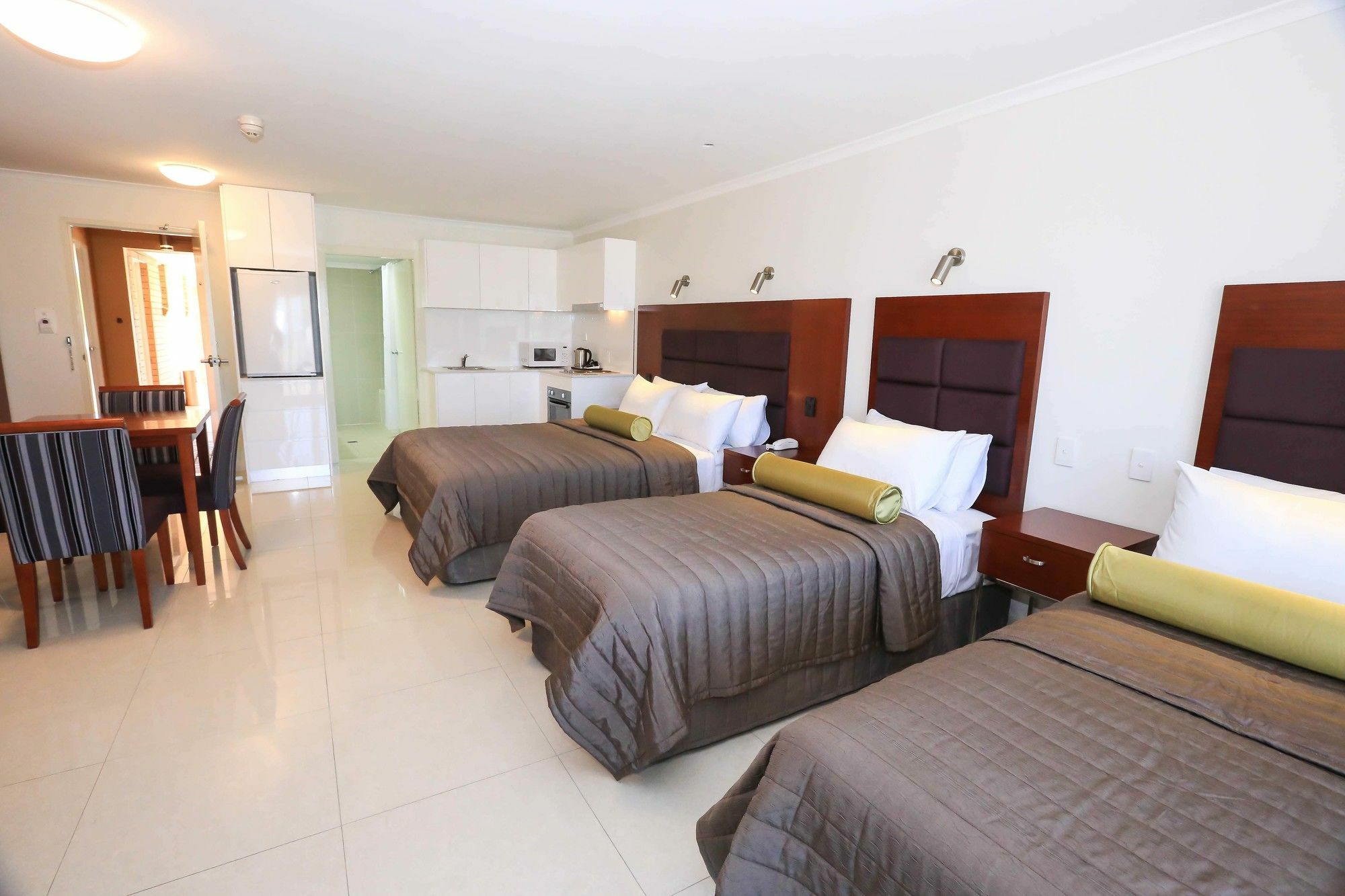 Best Western Casula Motor Inn Eksteriør billede