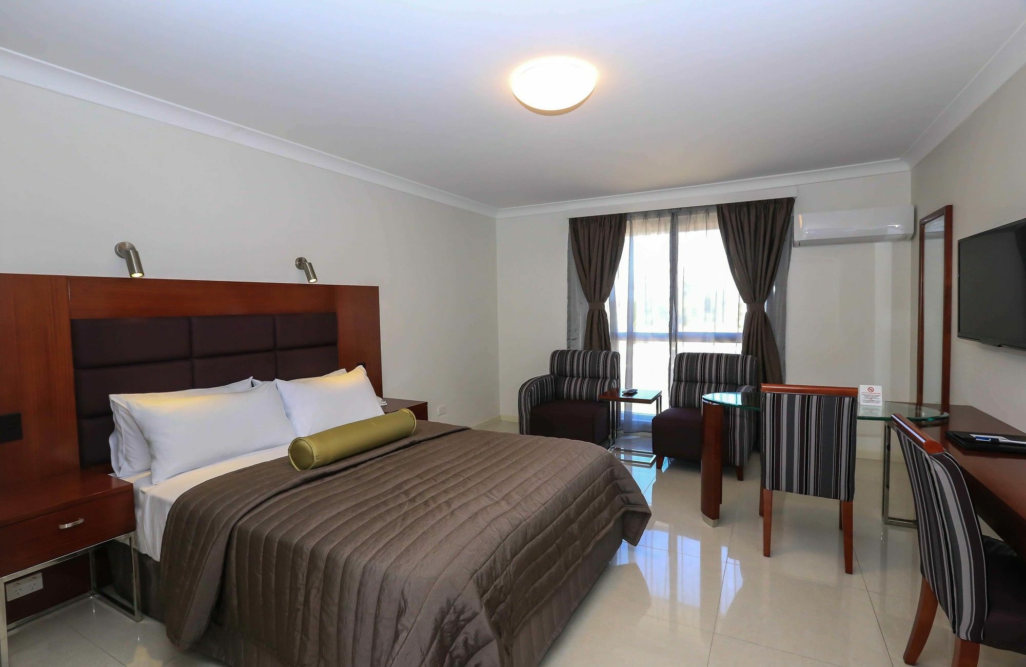 Best Western Casula Motor Inn Eksteriør billede